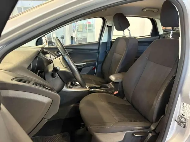 Ford FOCUS 2.0 SE 16V FLEX 4P POWERSHIFT