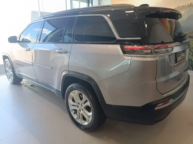 Jeep COMMANDER 1.3 T270 TURBO FLEX LONGITUDE AT6