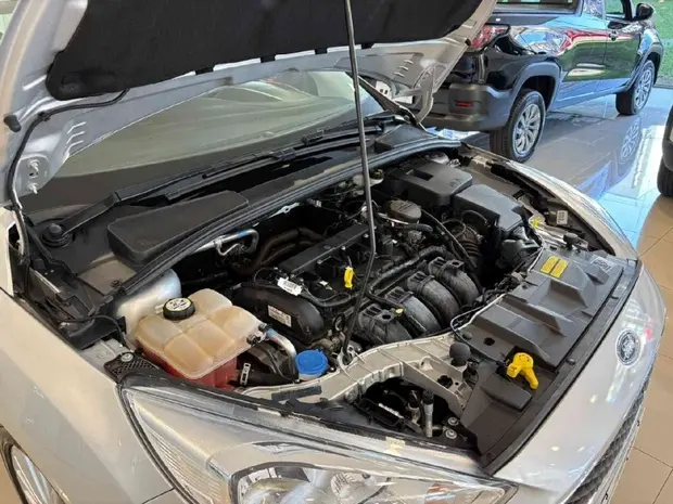 Ford FOCUS 2.0 SE 16V FLEX 4P POWERSHIFT