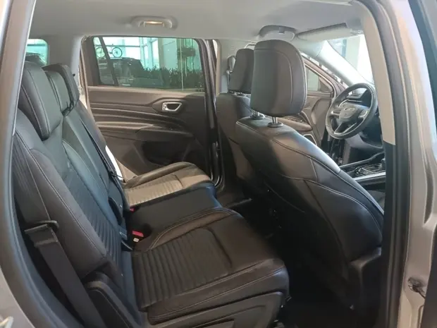 Jeep COMMANDER 1.3 T270 TURBO FLEX LONGITUDE AT6