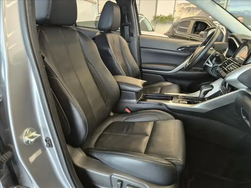 galeria ECLIPSE CROSS