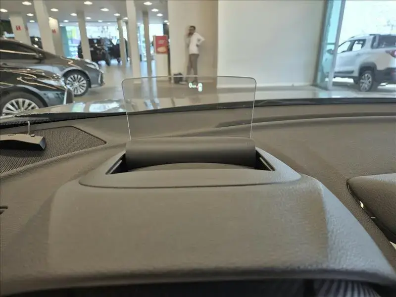 galeria ECLIPSE CROSS