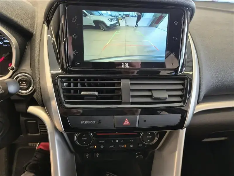 galeria ECLIPSE CROSS