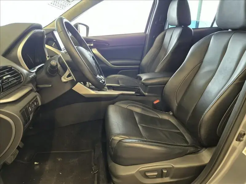 galeria ECLIPSE CROSS