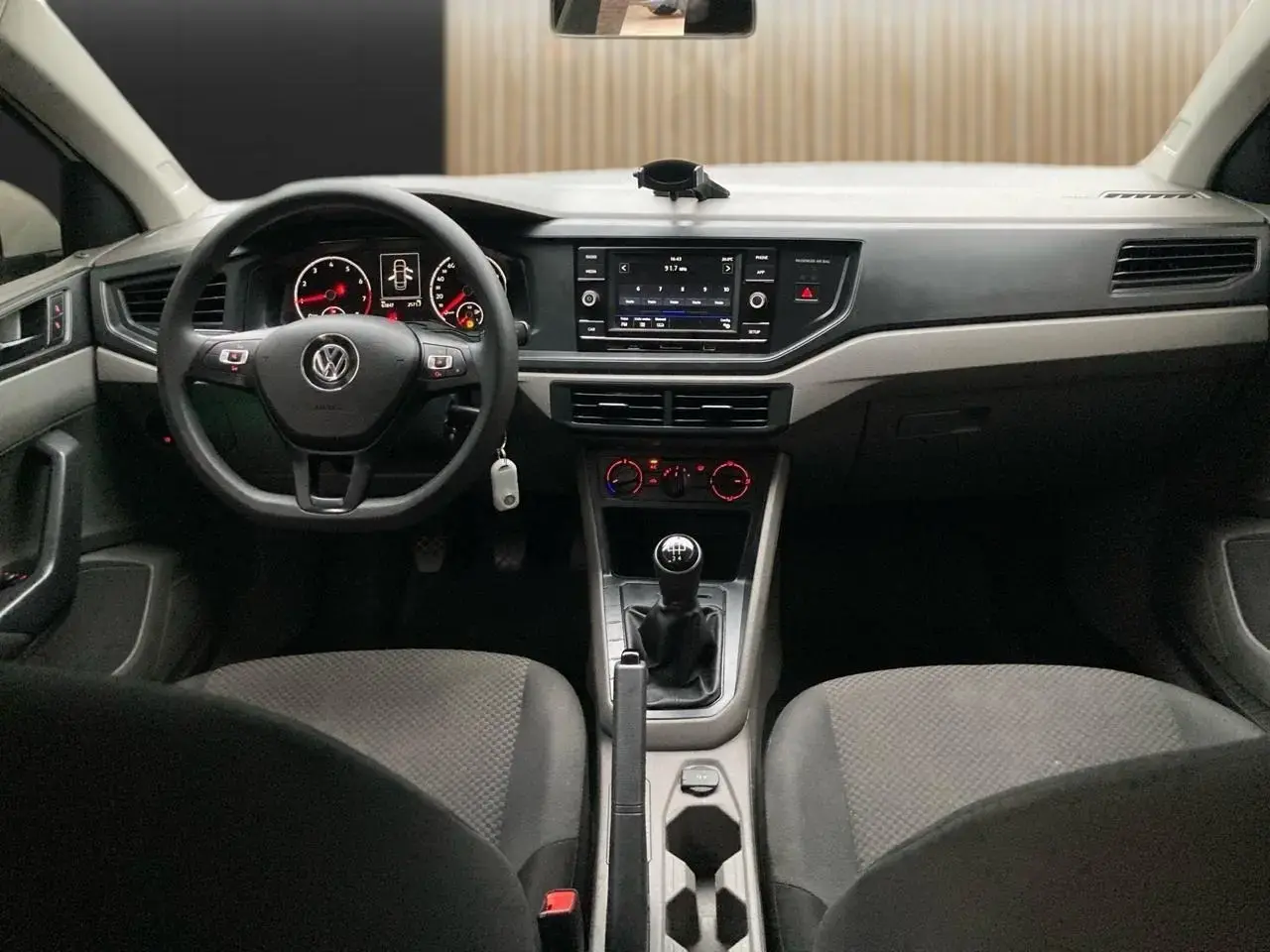 galeria VIRTUS 1.6 MSI Flex 16V 5p Mec.
