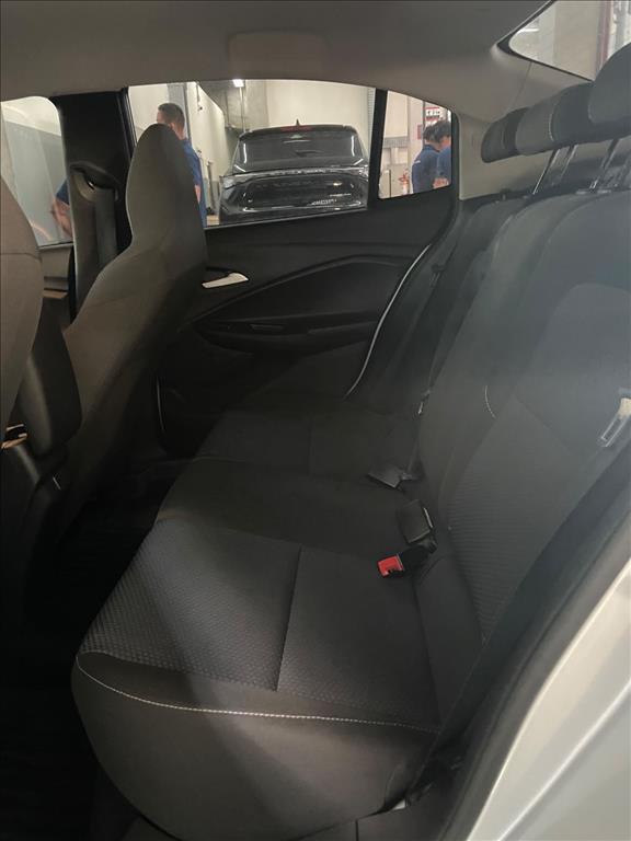 Chevrolet ONIX PLUS