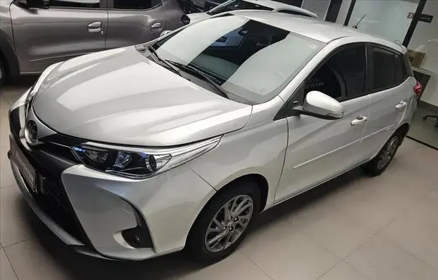 Toyota YARIS 1.5 16V FLEX XS CONNECT MULTIDRIVE