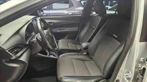 Toyota YARIS 1.5 16V FLEX XS CONNECT MULTIDRIVE