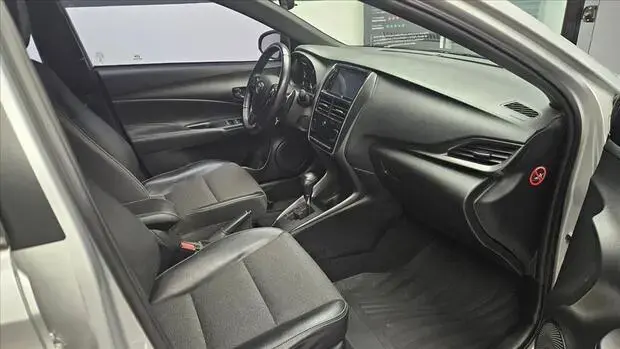 Toyota YARIS 1.5 16V FLEX XS CONNECT MULTIDRIVE