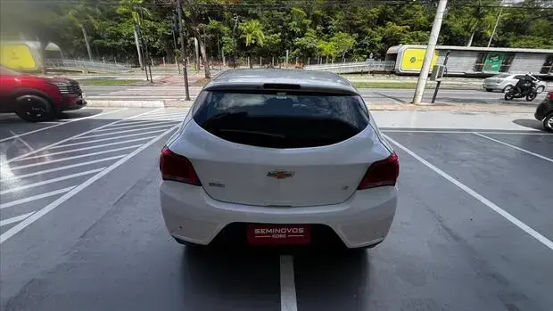 Chevrolet ONIX 1.4 MPFI LT 8V FLEX 4P MANUAL