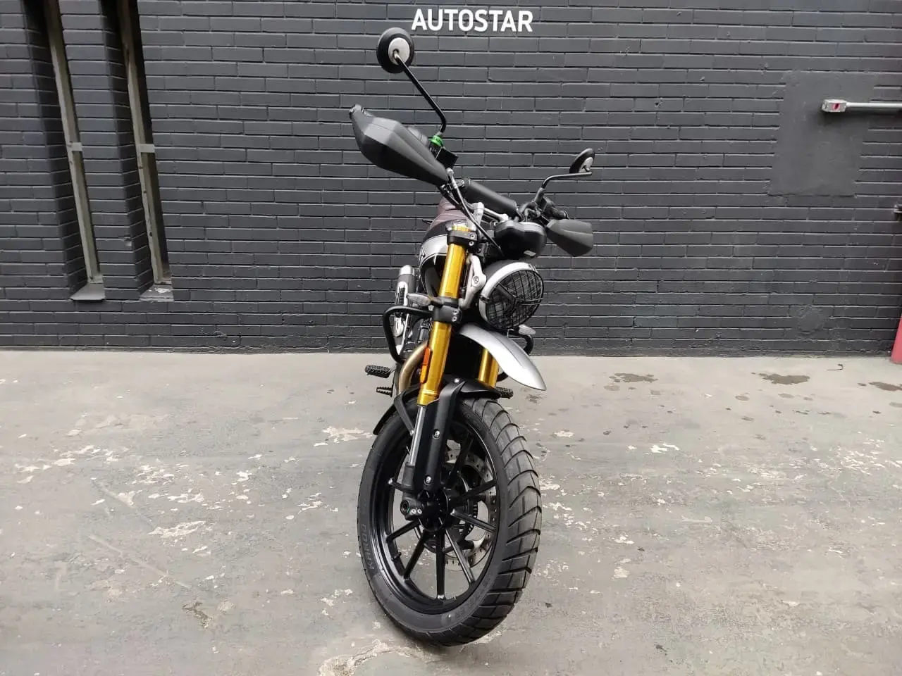 galeria Scrambler 400 X