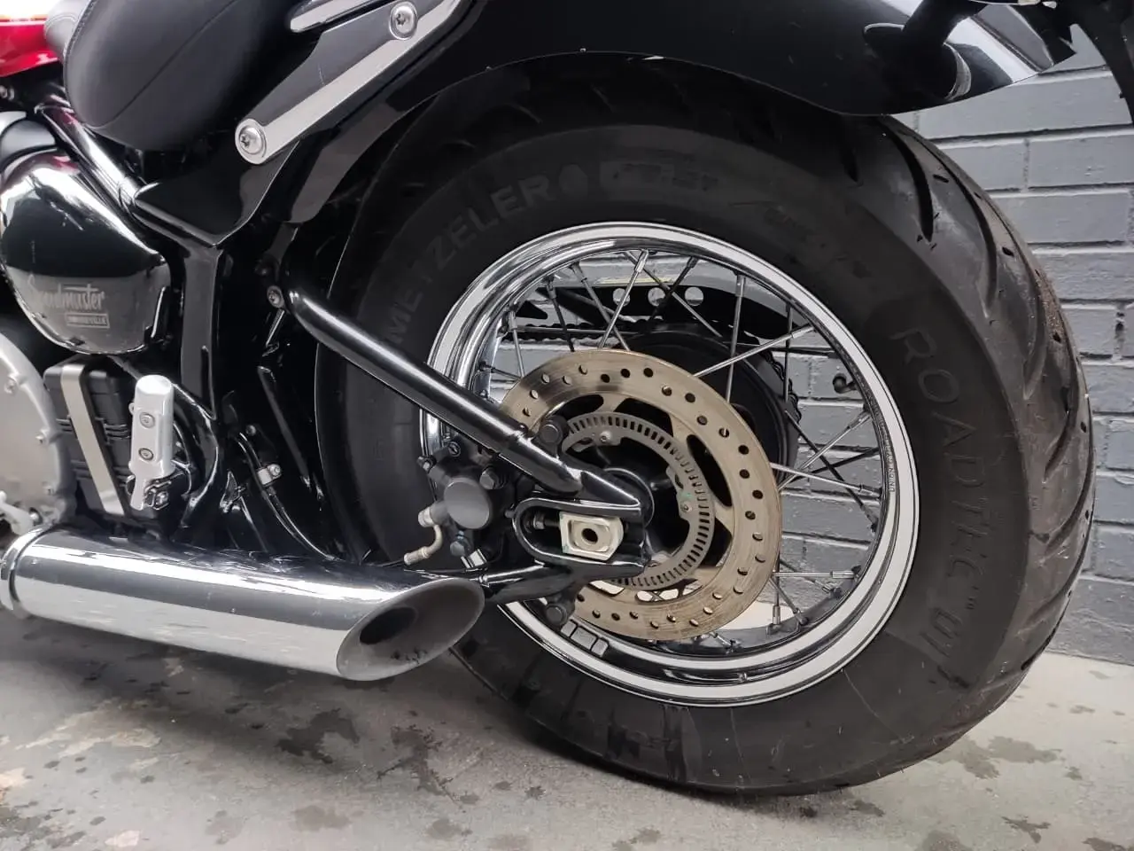 galeria Bonneville Speedmaster
