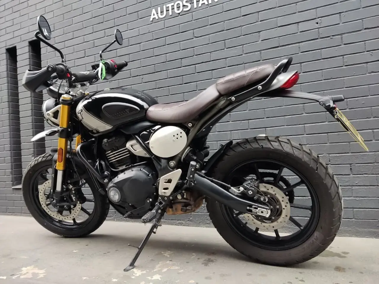galeria Scrambler 400 X