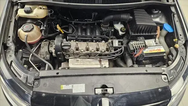 Volkswagen FOX 1.6 MSI TOTAL FLEX CONNECT 4P MANUAL