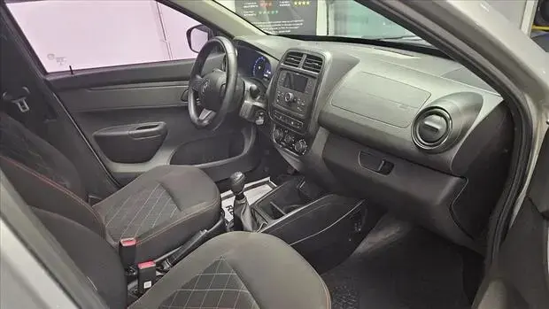 Renault KWID 1.0 12V SCE FLEX INTENSE MANUAL