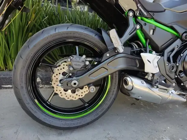 Kawasaki Z 650 (ABS)