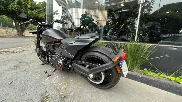 Harley Davidson FX SOFTAIL FXDR