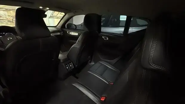 Volvo XC40 2.0 T4 GASOLINA MOMENTUM GEARTRONIC