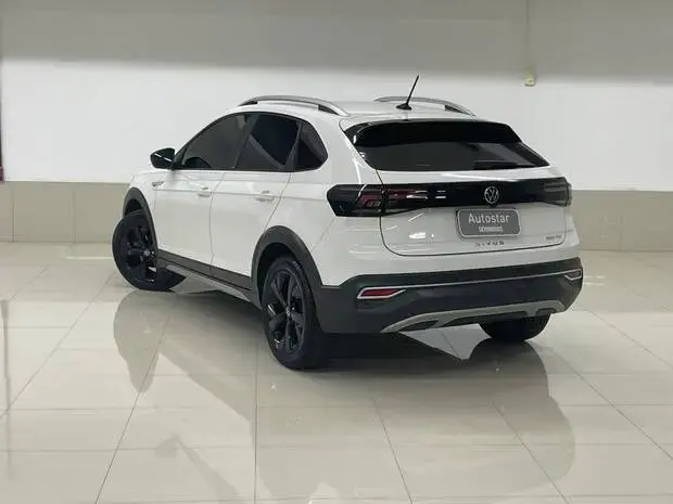 Volkswagen Nivus Highline 1.0 Turbo (Flex) (Aut)