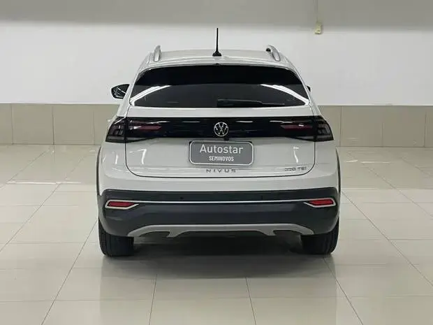 Volkswagen Nivus Highline 1.0 Turbo (Flex) (Aut)