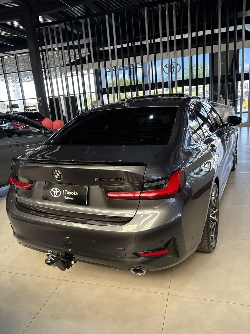 galeria 320i