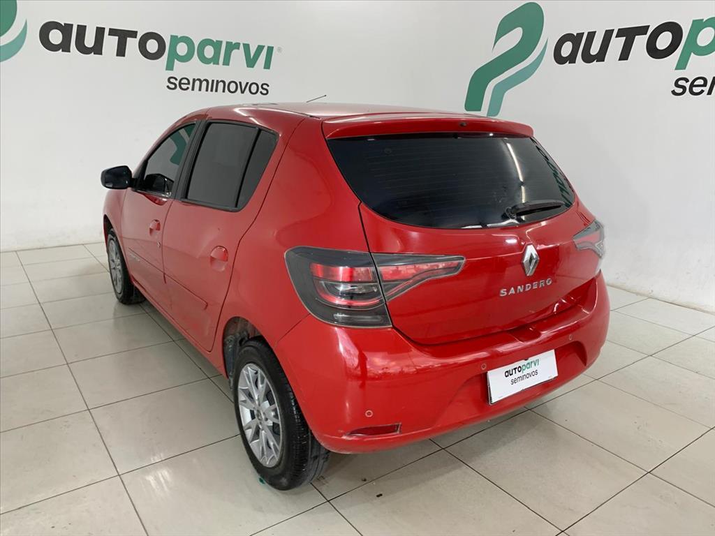 Renault SANDERO
