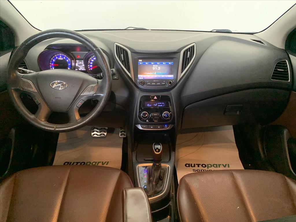 Hyundai HB20X