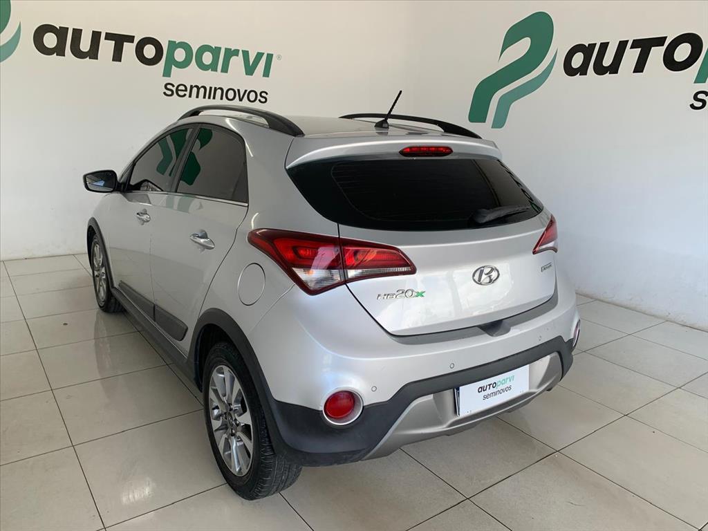 Hyundai HB20X