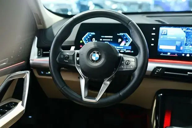 Bmw X1 sDrive20i X Line 2.0 Turbo (Aut.)