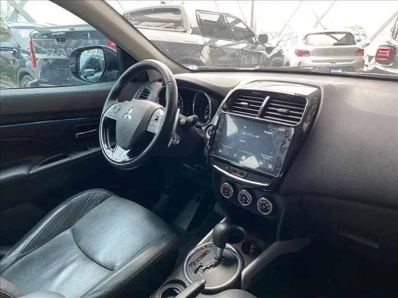 galeria OUTLANDER SPORT