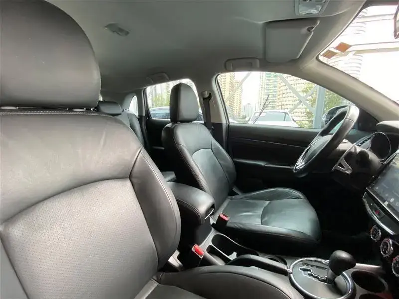 galeria OUTLANDER SPORT