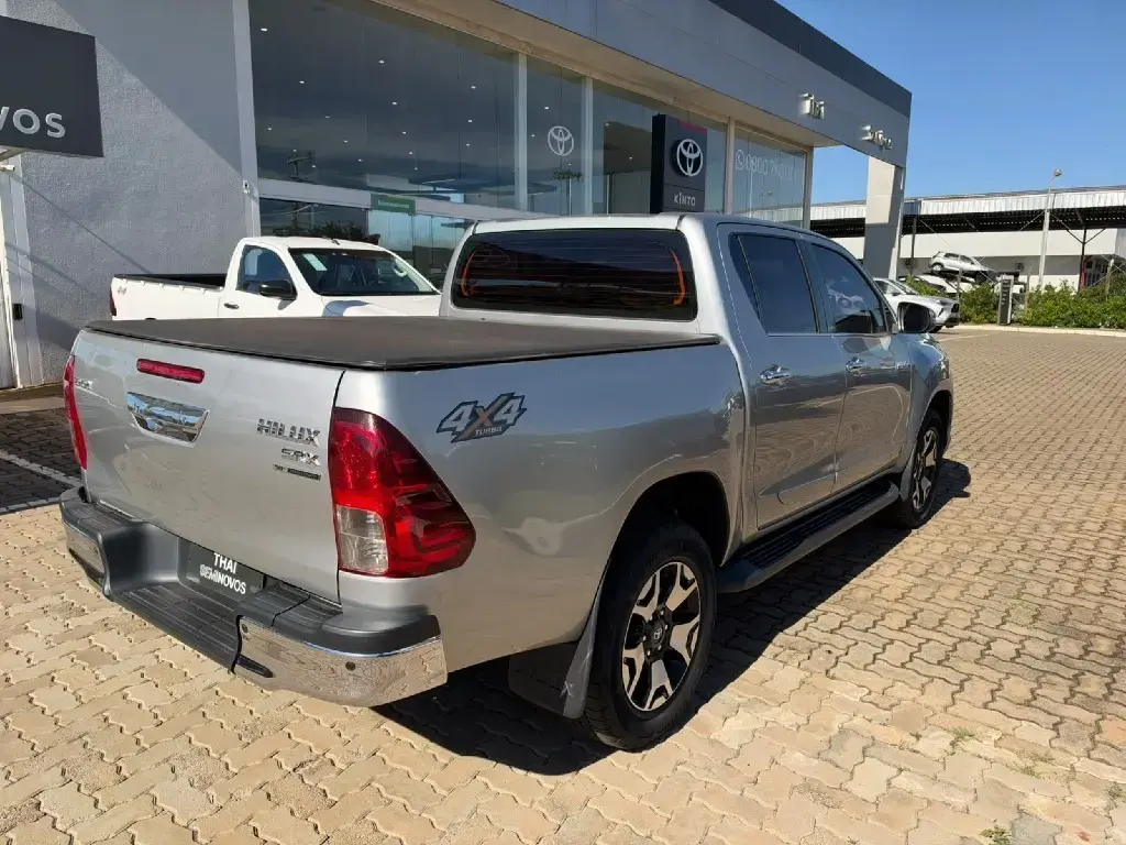 galeria HILUX