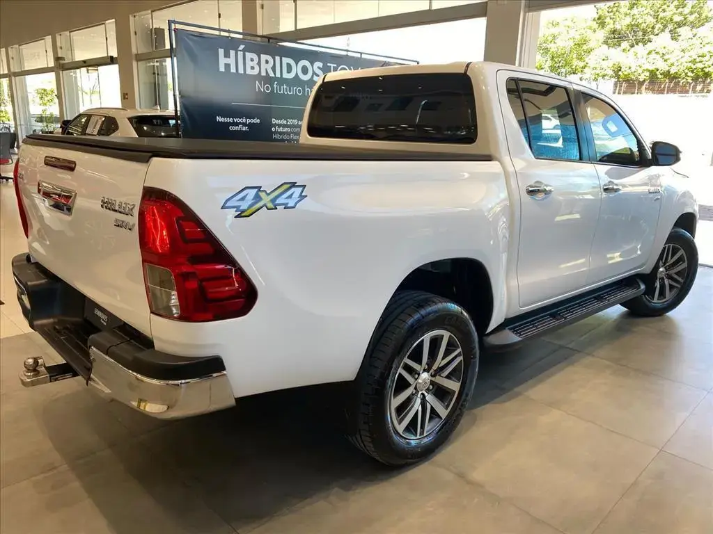 galeria HILUX