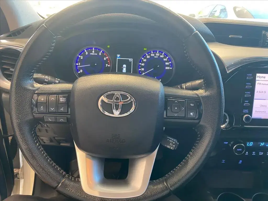 galeria HILUX