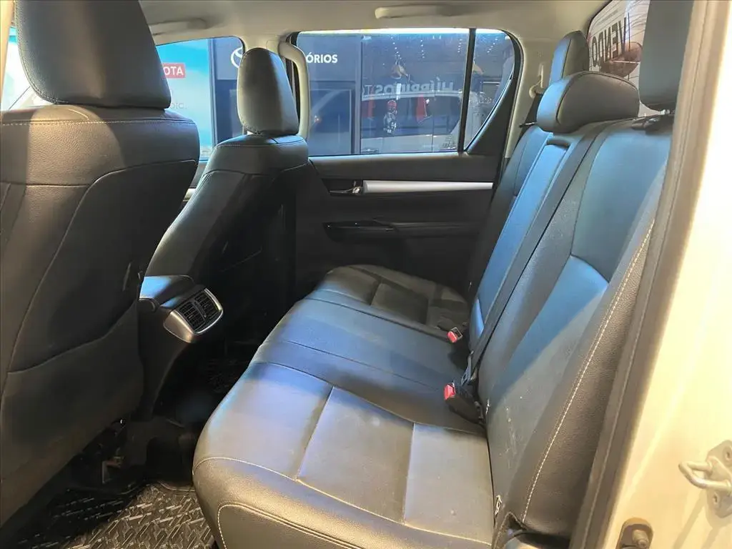 galeria HILUX