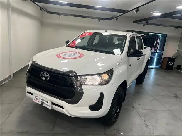 Toyota HILUX 2.8 D-4D TURBO DIESEL CD POWER PACK 4X4 AUTOMÁTICO