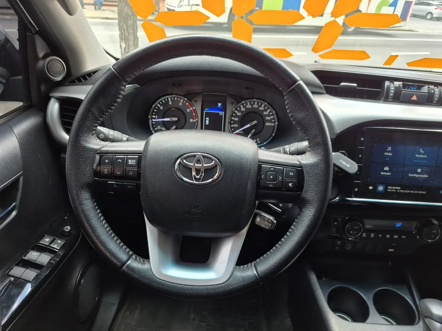 galeria HILUX