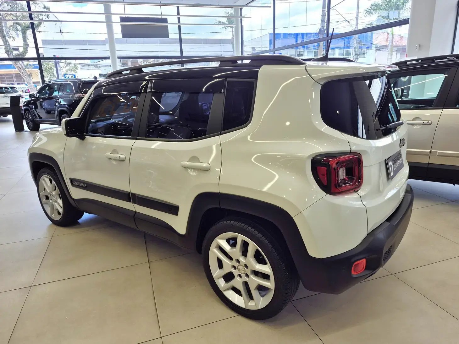 galeria RENEGADE