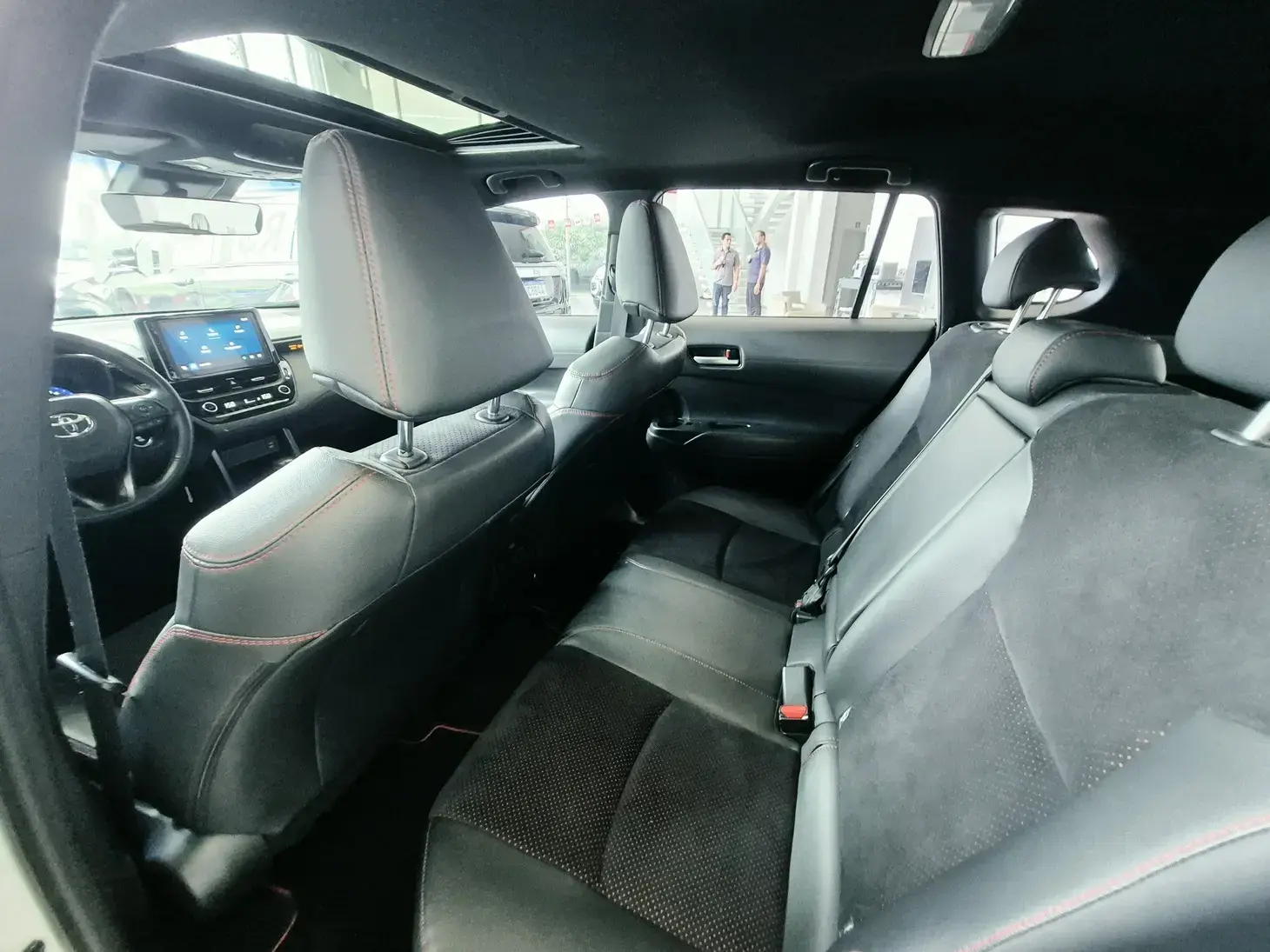 galeria COROLLA CROSS