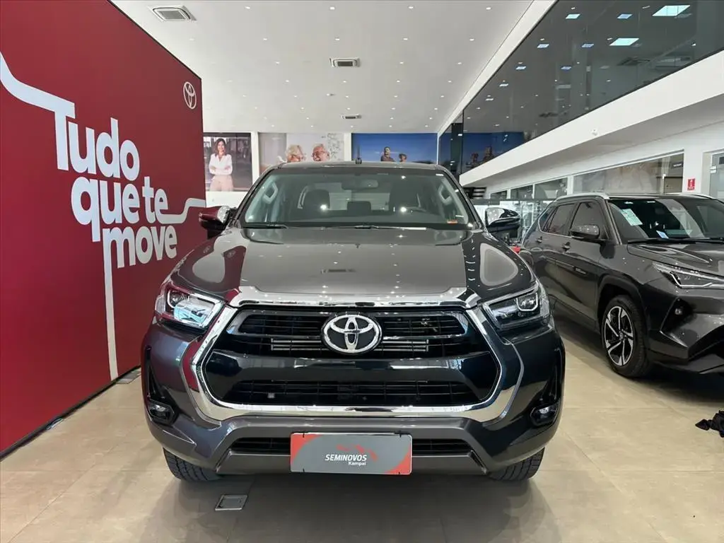 galeria HILUX