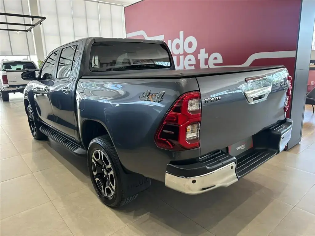 galeria HILUX