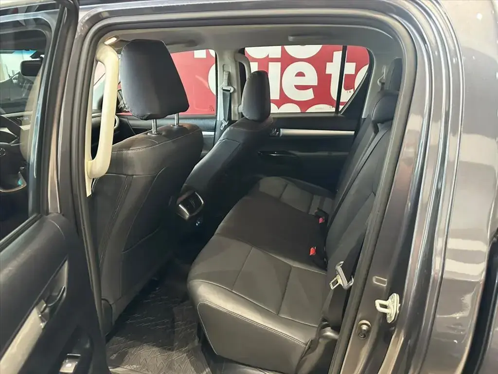 galeria HILUX