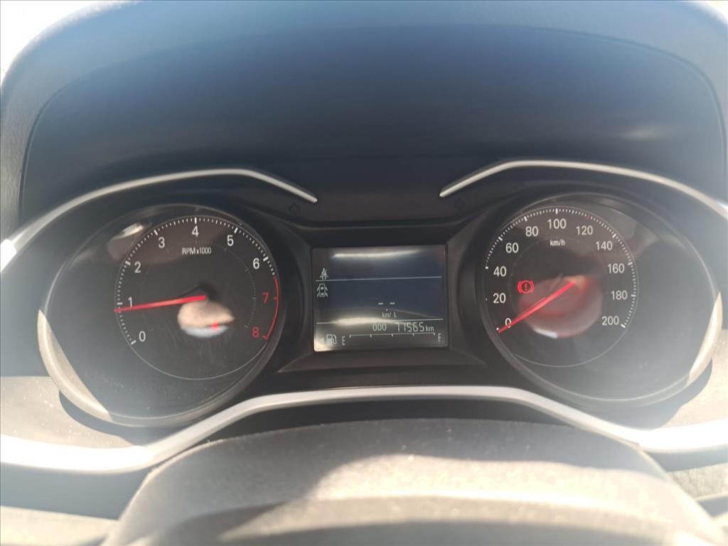 Chevrolet ONIX PLUS
