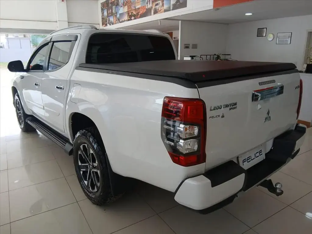 galeria L200 TRITON