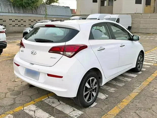 Hyundai HB20 1.6 PREMIUM 16V FLEX 4P AUTOMÁTICO