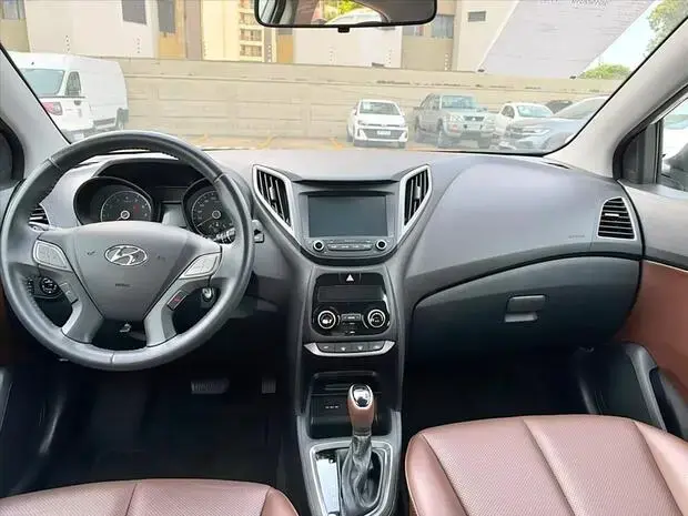 Hyundai HB20 1.6 PREMIUM 16V FLEX 4P AUTOMÁTICO