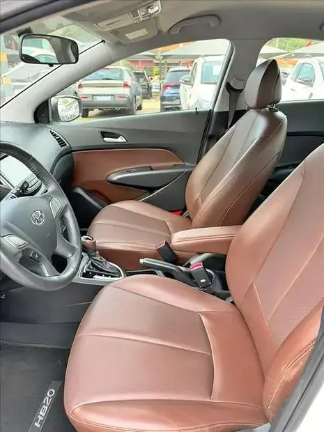 Hyundai HB20 1.6 PREMIUM 16V FLEX 4P AUTOMÁTICO