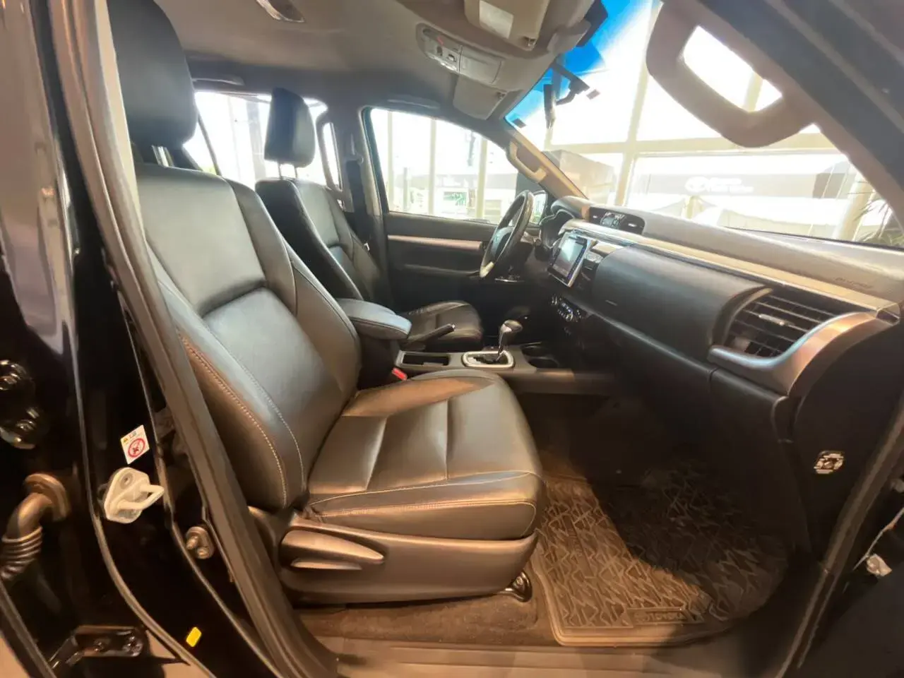 galeria HILUX