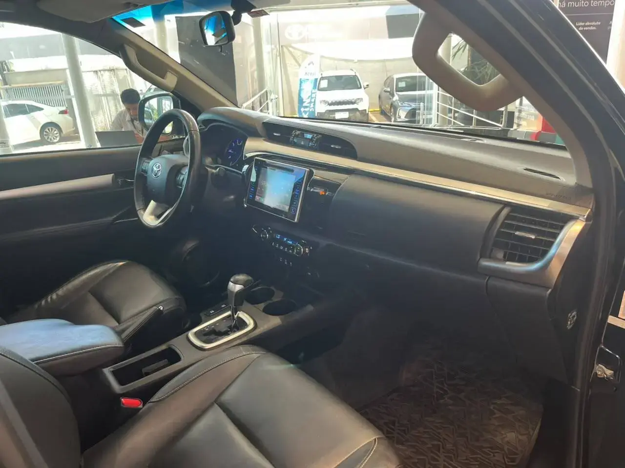 galeria HILUX