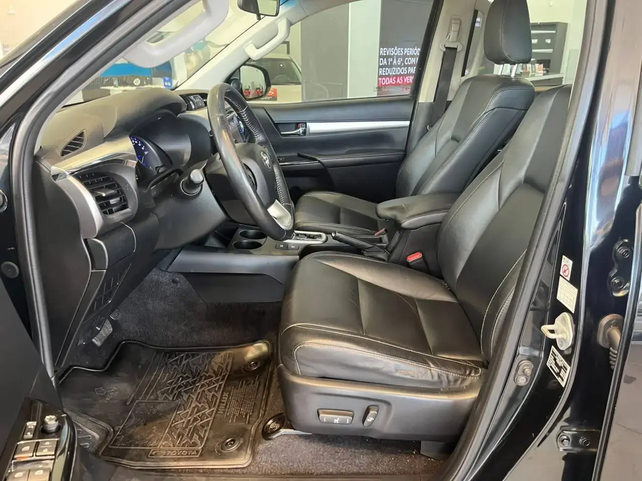 galeria HILUX